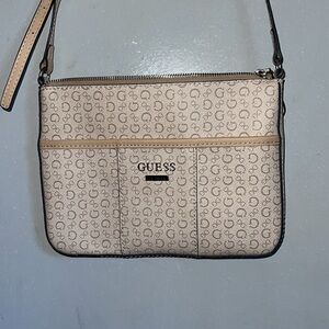 GUESS purse NWOT